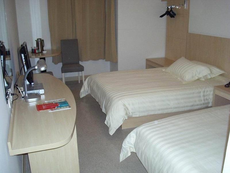 Jinjiang Inn Shanghai Oriental Pearl Tower Екстериор снимка