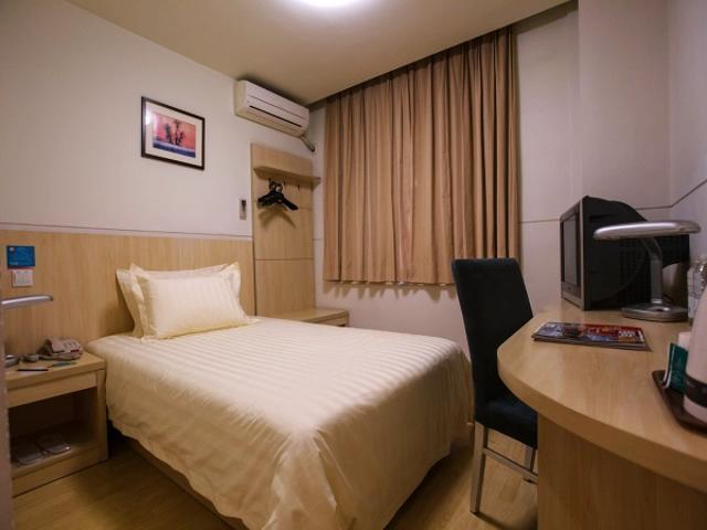 Jinjiang Inn Shanghai Oriental Pearl Tower Екстериор снимка